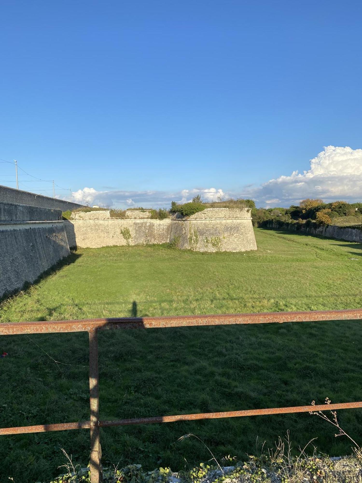 Апартаменты Les Remparts Сен-Мартен-де-Ре Экстерьер фото